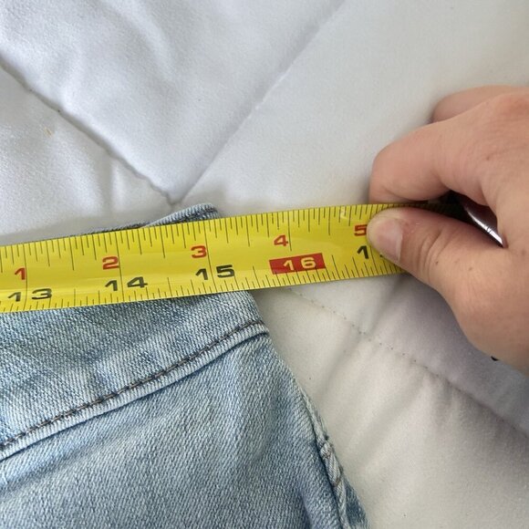 Riders By Lee Womens 8M Curvy Fit Bermuda Stretch Light Denim Summer Shorts - Picture 6 of 9